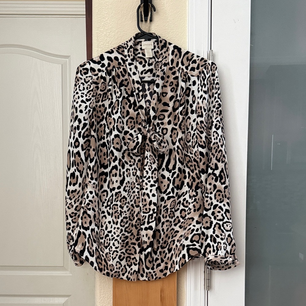 Leopard Print Blouse Chicos size 0 (4)